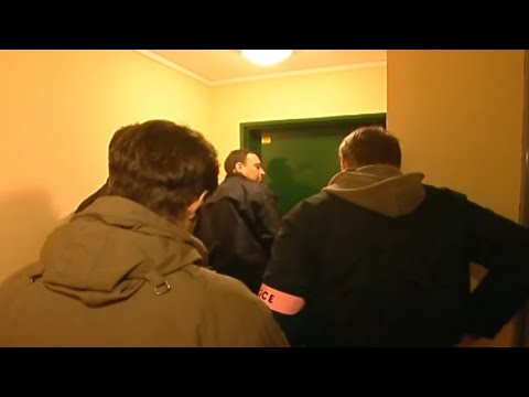 Видео: Бригада по борьбе с тегами выезжает на допрос граффити-художника Sega