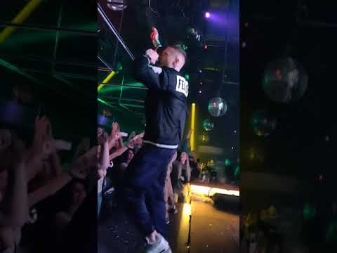 Видео: красное дерево, кравц - тем кто на небесах . live москва 20.03.21