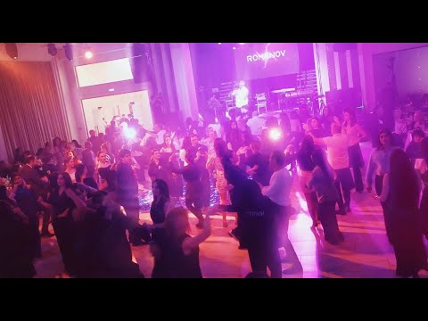 Видео: Виталий Романов - Красиво жить не запретишь