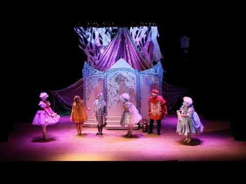 Видео: Новорічна вистава "Казка загубленого снігу"