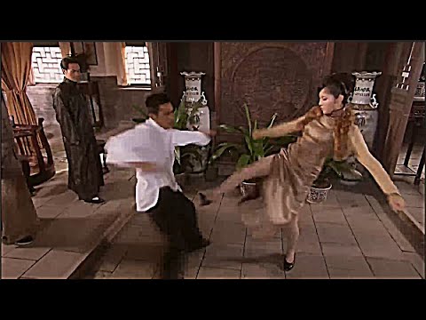 Видео: Злодей пришел на постоялый двор, чтобы устроить неприятности, и хорошенькая дама жестоко наказала ег