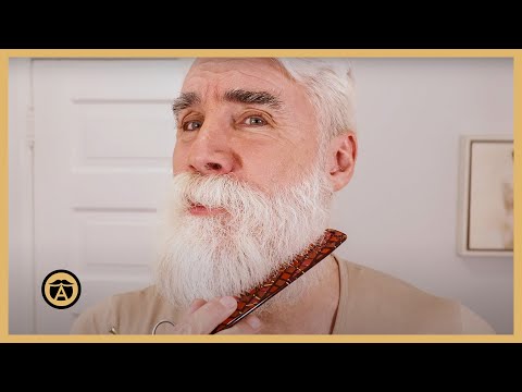 Видео: Как профессионально подстричь бороду дома