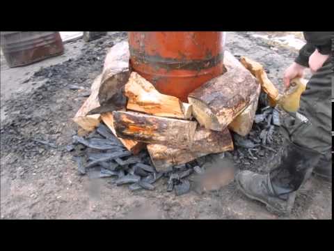 Видео: Юшкозерские ремесла. Смолокурение.