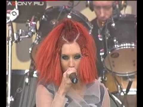 Видео: Линда — Цепи и кольца (2005, Live 8)