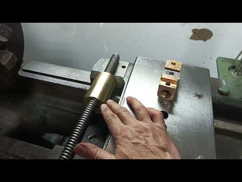 Видео: Идёт процесс восстановления токарного станка 1А616