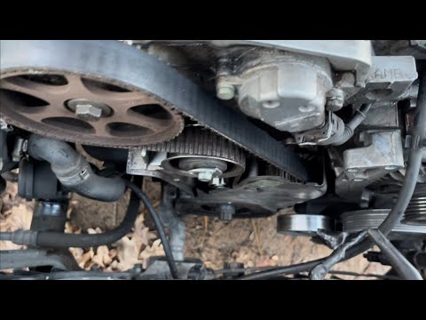 Видео: Обслуживание ремня ГРМ, водяного насоса и термостата Audi B6 A4 1.8t