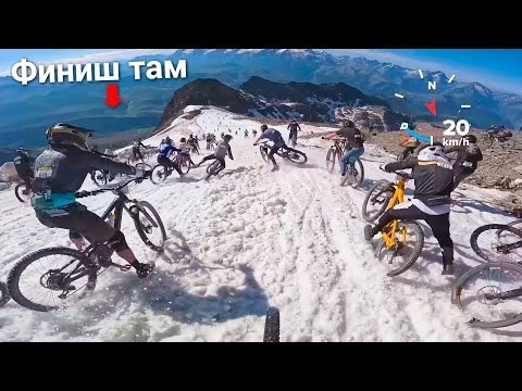 Видео: С СОТОГО МЕСТА В ТОП - гонка с горы высотой в 3,5км - Megavalanche 2025