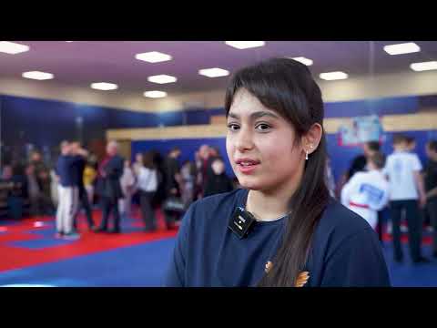 Видео: Заниматься спортом детям Будённовского округа стало комфортнее.