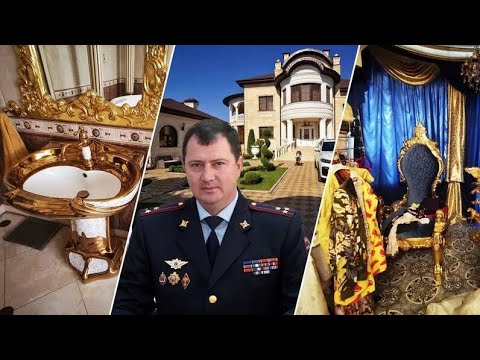 Видео: Золотой унитаз и миллионные взятки: реакция общественности на задержание главы ГИБДД Ставрополья