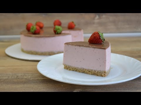 Видео: КЛУБНИЧНЫЙ ЧИЗКЕЙК без выпечки / Легкий летний рецепт