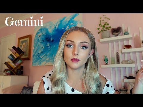 Видео: Близнецы | Исцеляя друг друга. Вечное гадание на Таро