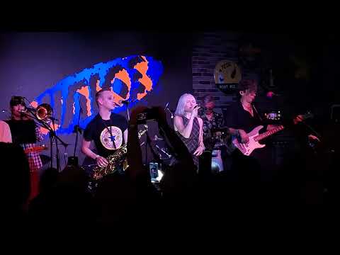 Видео: Шлюз - Преступление на пляже (live)