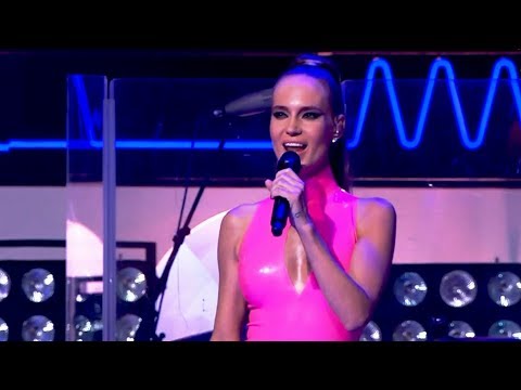 Видео: Glukoza feat. ST «Жу-жу» | Сегодня вечером, 29.09.2018