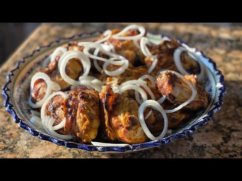 Видео: Шашлык нежнейший из куриных бёдер.