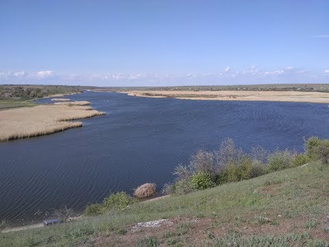 Видео: Рыбалка на Ингульце. Весенний карась на фидер и донки. Первая рыбалка с ночёвкой. Часть 2