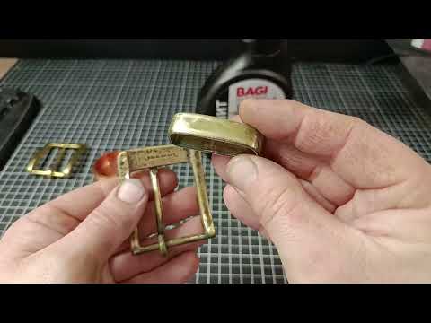 Видео: Как наносить ПАТИНУ? на пряжку для ремня из КОЖИ РУЧНОЙ РАБОТЫ