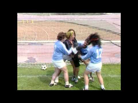 Видео: Маски на футболе / Maski at football