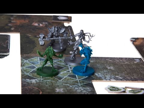 Видео: Обзор настольной игры "Клинок и Колдовство"