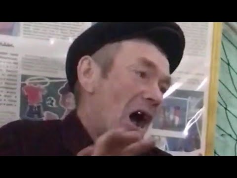 Видео: Веселый татарин на сельском концерте.