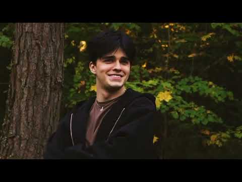 Видео: Рози и Марк клип "Уходи дверь закрой"💘