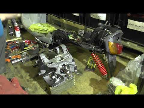 Видео: Установка ЦПГ Yamaha Jog Poche Часть 1