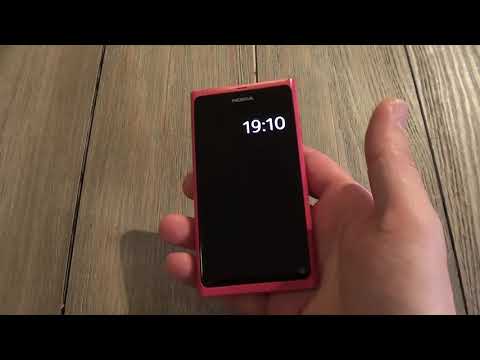 Видео: Nokia N9 - первый и последний смартфон на системе MeeGo