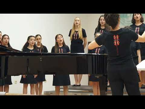 Видео: Брала мома ружа цвете от Стефан Мутафчиев / Brala moma rouzha tsvete by Stefan Moutafchiev.