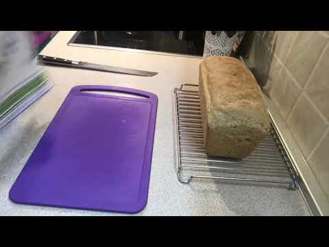 Видео: Пеку простой и вкусный ржаной хлеб в духовке.