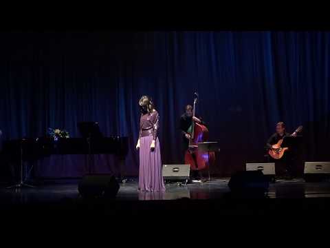 Видео: Наталья Удалова "Всюду бегут дороги" муз. Андрей Петров, сл. Марина Цветаева