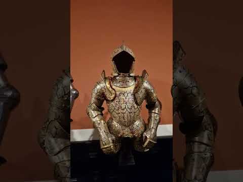 Видео: Выставка рыцарских доспехов во Всемирном музее. #Вена