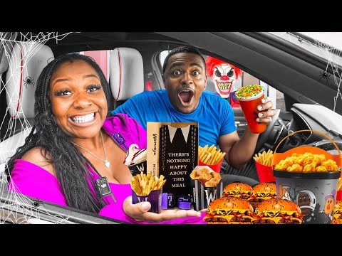 Видео: ПРОБУЕМ НОВЫЕ БЛЮДА НА ХЭЛЛОУИН ИЗ РЕСТОРАНОВ ФАСТФУДА!