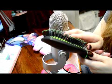 Видео: АСМР Расчески, расчесывание волос, постукивание /ASMR Combs, combing hair, tapping