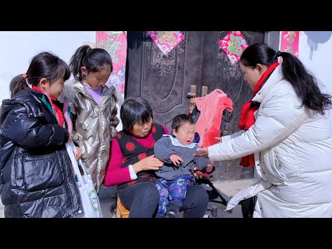 Видео: Неси сумку сладкого картофеля и верни троих детей в их родной дом