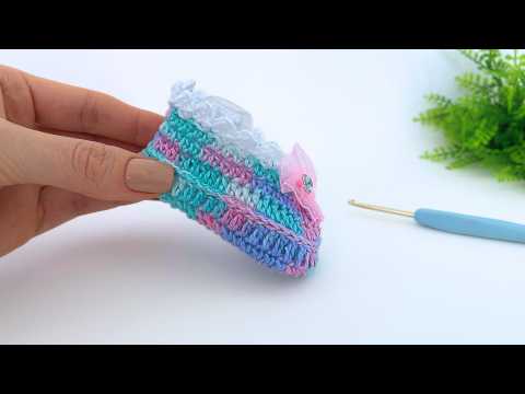 Видео: Первые шаги в стиле! ВЯЗАНЫЕ ТУСЕЛЬКИ КРЮЧКОМ