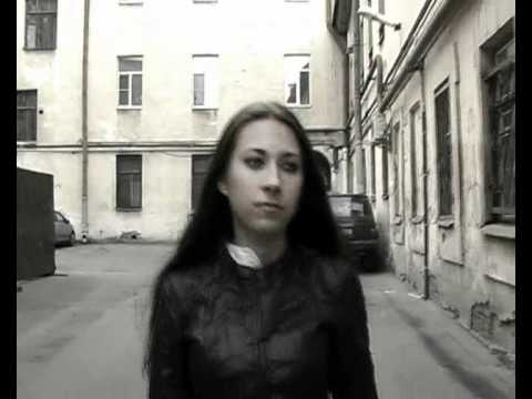 Видео: Я по асфальту шагаю (жестовое пение)