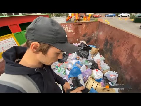 Видео: 🔴 Зарабатываю на помойках в прямом эфире #2 Нашёл много еды !