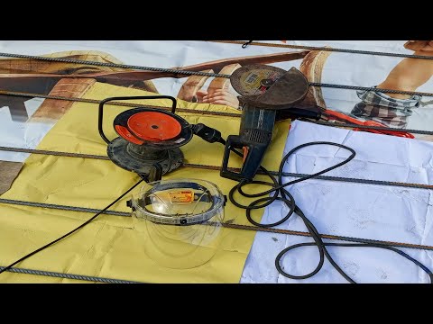 Видео: Что лучше использовать очки или маску работая с болгаркой?