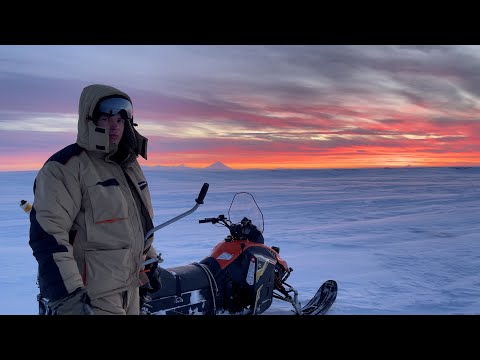 Видео: О рыбалке в Октябрьском, корюшке, снегоходе Стелс Капитан и зимнем костюме higashi