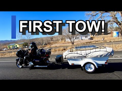 Видео: СНОВА В ПУТИ!! - Первая буксировка с мотоциклом-кемпером Bunkhouse (S3 EP2)