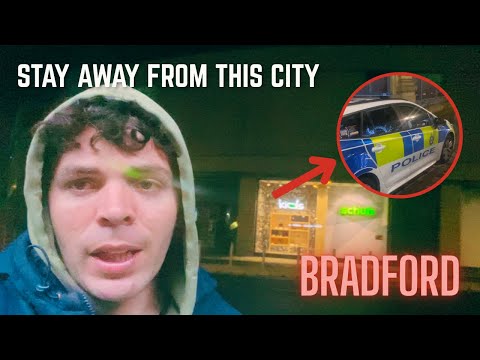 Видео: БРЭДФОРД: ХАОС. МНЕ СТАЛОСЬ СКУЧНО, ПОЭТОМУ Я ВЫШЕЛ. КОГО-ТО АРЕСТОВАЛИ.