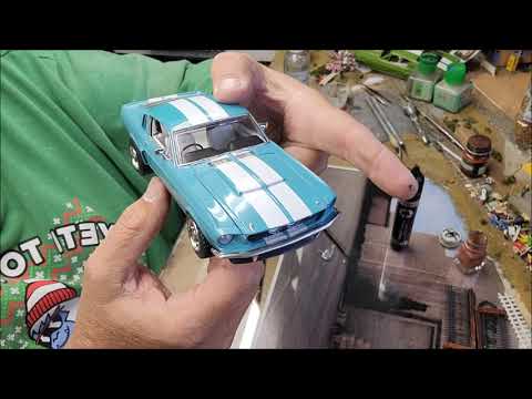 Видео: Покраска хромированной отделки на масштабных моделях