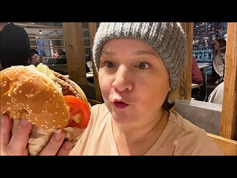 Видео: Пока болела, переделала кучу дел,БЫТОВУХА! Что я продала 😜 Бывший МАКДОНАЛЬДС..как вы это едите? ГУМ