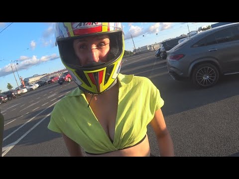 Видео: Знакомимся и катаем девушек на мото. Видео 63.