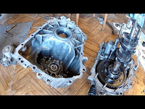 Видео: Шум в КПП при отпущенном.Замена подшипников КПП Таврия,Славута,SENS.(1сезон 3серия)