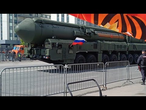 Видео: Возвращение парадной колонны по Волгоградскому проспекту, 09.05.25, МСК