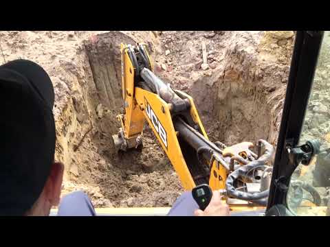 Видео: управление задним ковшом JCB 4cx jcb 5cx jcb 3 cx  , rear bucket control jcb 4 cx jcb 5cx