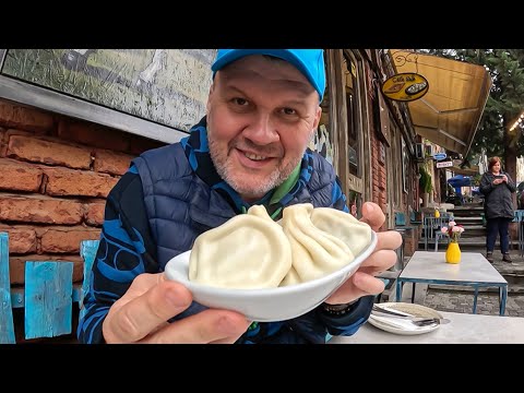 Видео: Хинкали, хачапури по-аджарски, суп чихиртма: где вкусно поесть в Тбилиси, как сами грузины?
