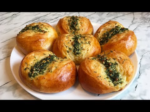 Видео: Чесночные Булочки / Булочки с Чесноком / Пампушки / Garlic Buns / Простой Рецепт (Очень Вкусно)