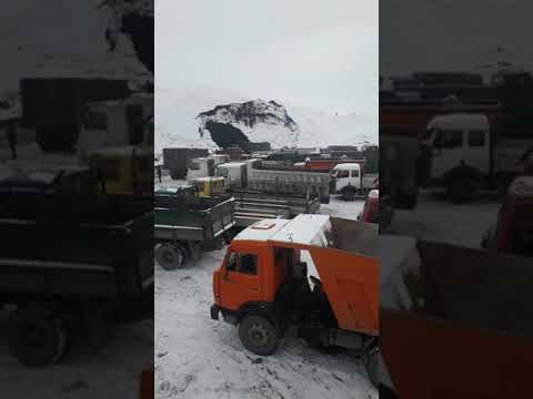Видео: #Кожо-келен Ата Ош пирим Очерет күтүп турган унаалар