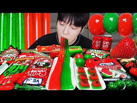 Видео: АСМР МУКБАНГ | арбузные десерты (желе, клубника, арбузный тангулу, желе из лапши, мороженое)